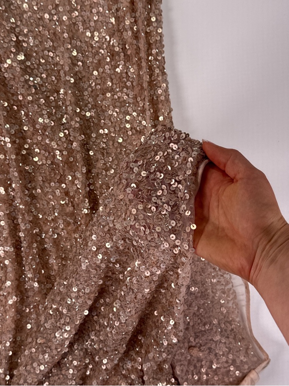 Mac Duggal Rose Gold Sequin Slit Gown 0 AS IS DEAL - Picture 5 of 15